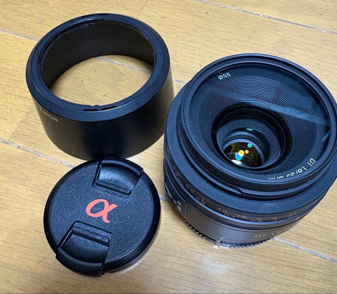 Sony DT 35mm F1.8 SAM レンズ