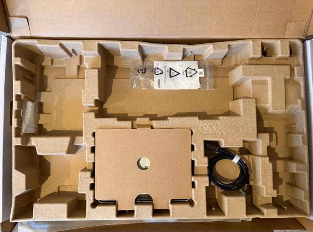 ジ*世様 DELL S3225QC 4k 32インチOLEDモニター