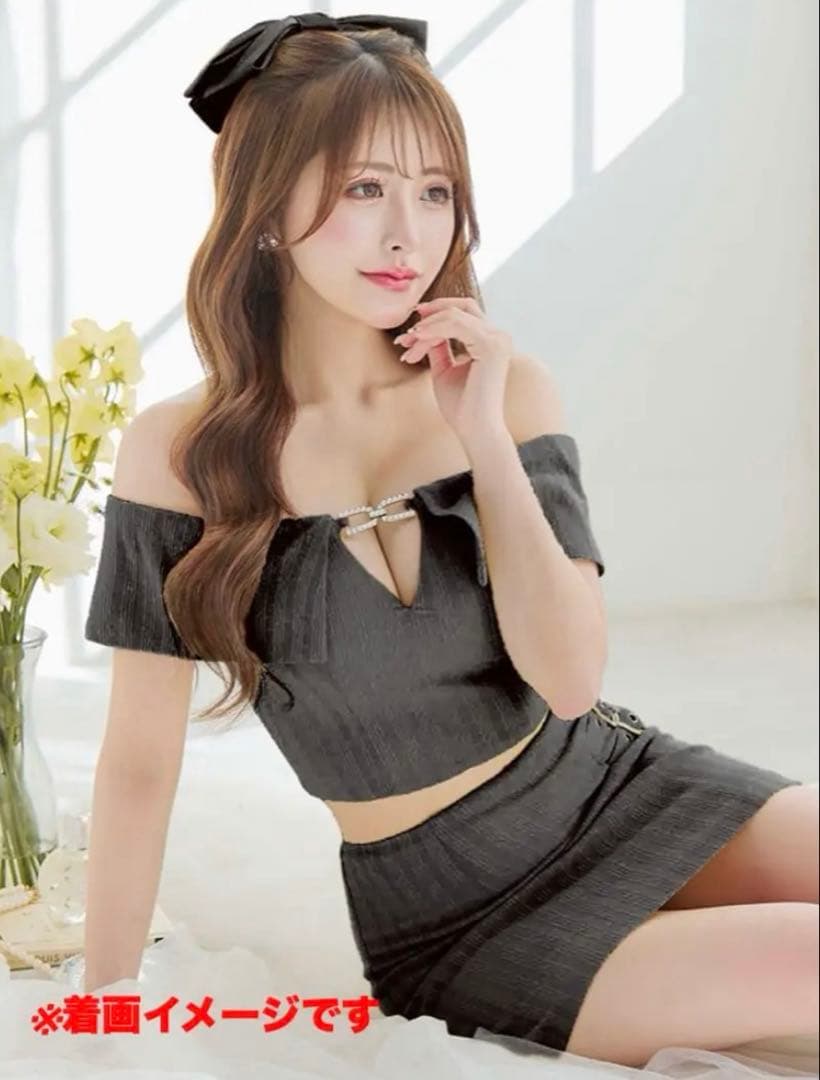 レア品 新品未使用品 セットアップPURESSエンジェルアール 高級キャバドレス