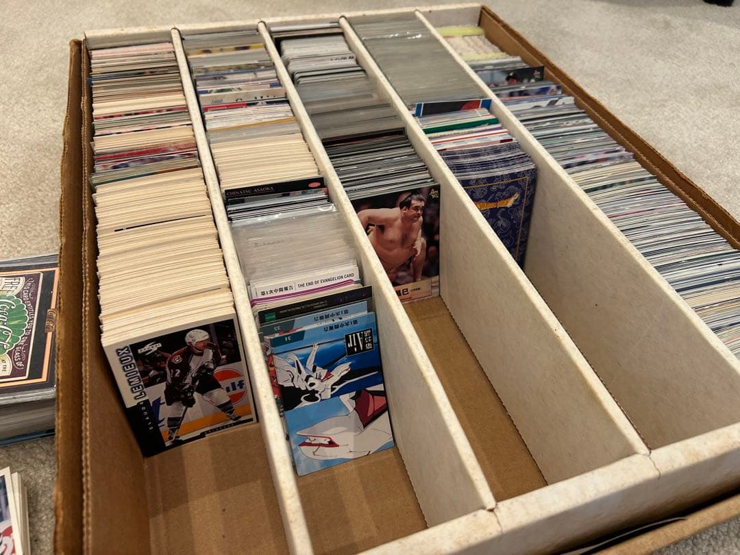 5020トレーディングカード 約5000枚 アメフト アニメ 野球 ゲームなど