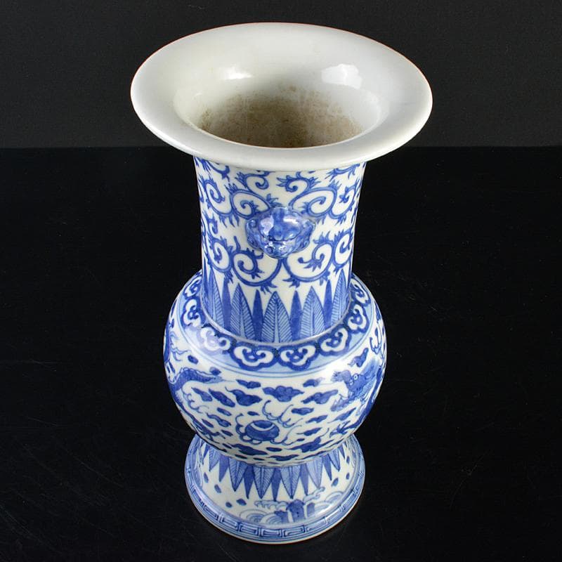 中国　大明萬暦年製款　青花　雲龍唐草文　双耳瓶　V　R7059B