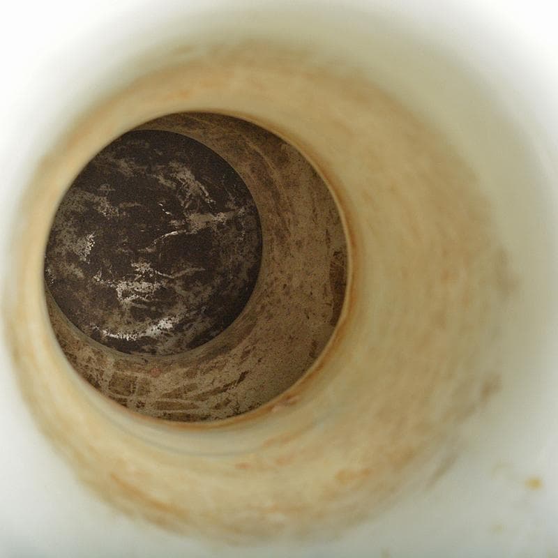 中国　大明萬暦年製款　青花　雲龍唐草文　双耳瓶　V　R7059B