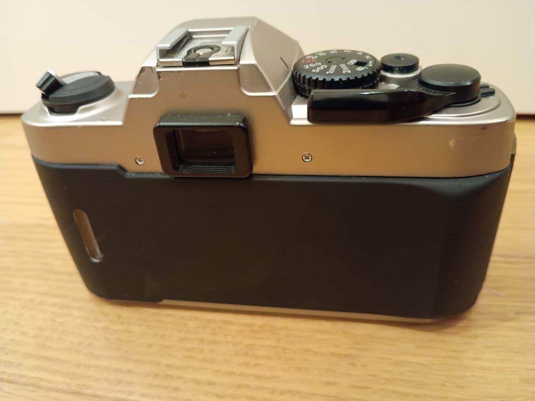 Nikon FM10 フィルム一眼レフカメラ