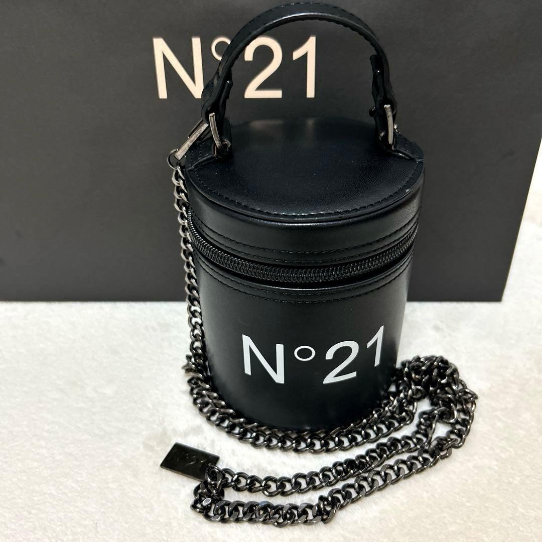 c*o様 N°21 ヌメロヴェントゥーノ パーティバッグCHANEL JilSa
