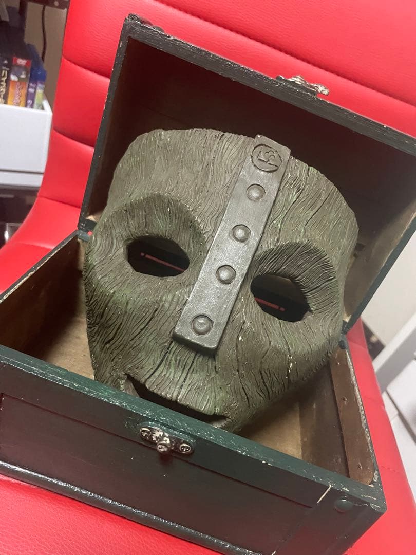 【本日限定値下げ】マスク　実物大