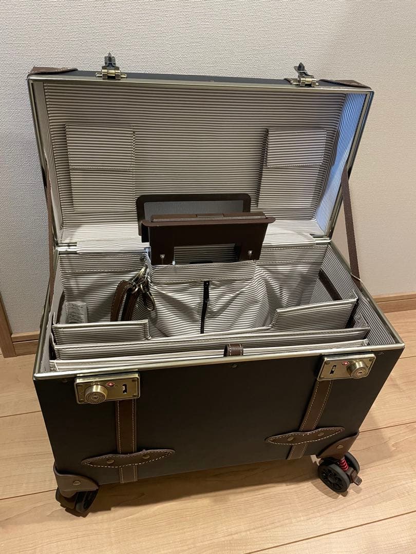 ちい　トップオープン・トランクキャリー 紺色　モアエルグMOIERG