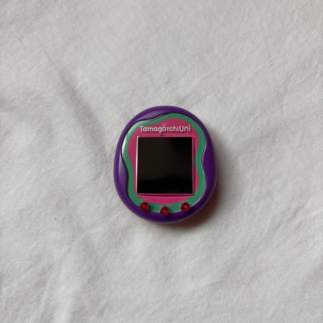 Tamagotchi Uni 紫