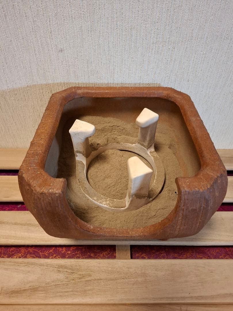 四代 高橋楽斎（造）信楽土風炉 瓶掛 釜鐶 共箱 茶道具 陶磁器 信楽焼 風炉用