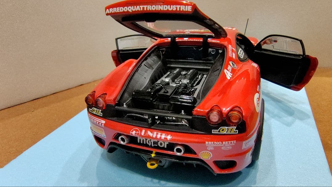 フェラーリ　1/18　F430　ミニカー　マテル