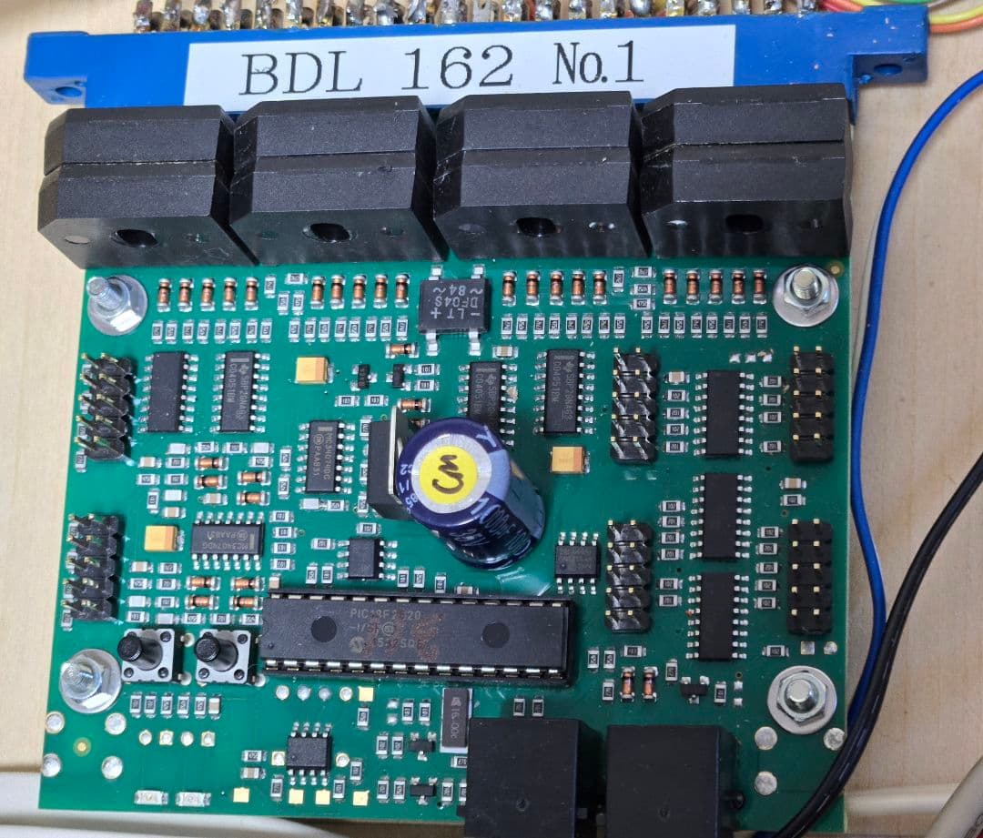 DCS50K、Digitrax PR4 USB to LocoNetセット
