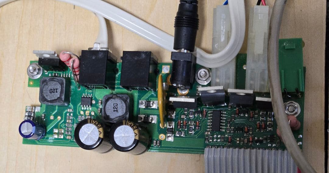 DCS50K、Digitrax PR4 USB to LocoNetセット