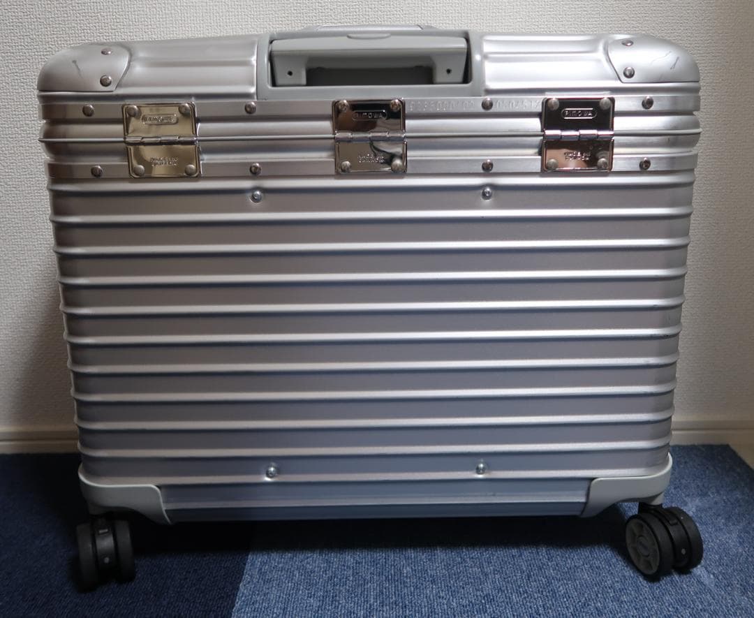 リモワ RIMOWA パイロット 34L 廃版希少極美品 923.50.00.4