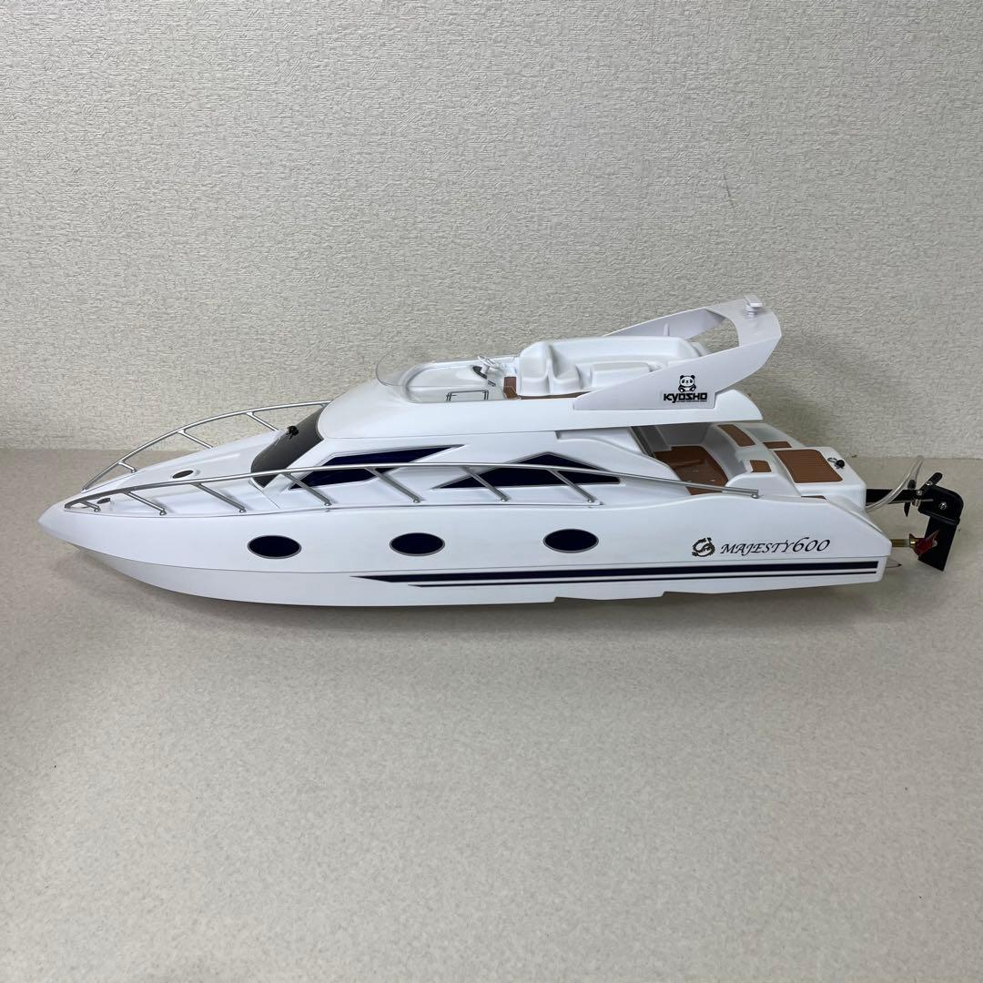 京商 EP マジェスティ600 レディセット 電動クルーザー ラジコン ボート
