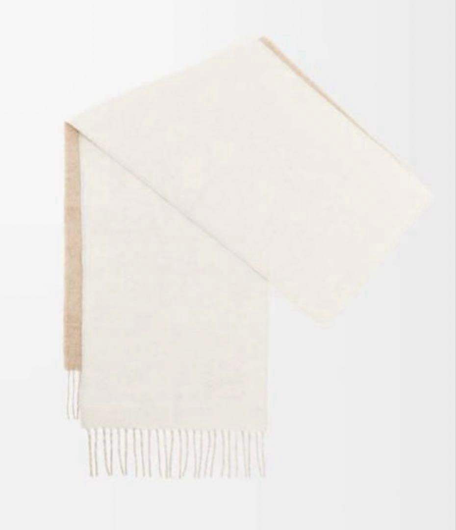 【もも】　ロエベ バイカラーマフラー