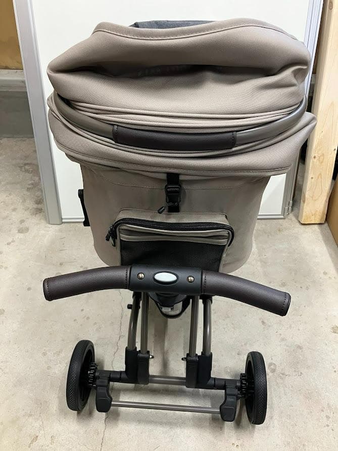 すえ　超美品　AIR BUGGY WIZX ペット用カート