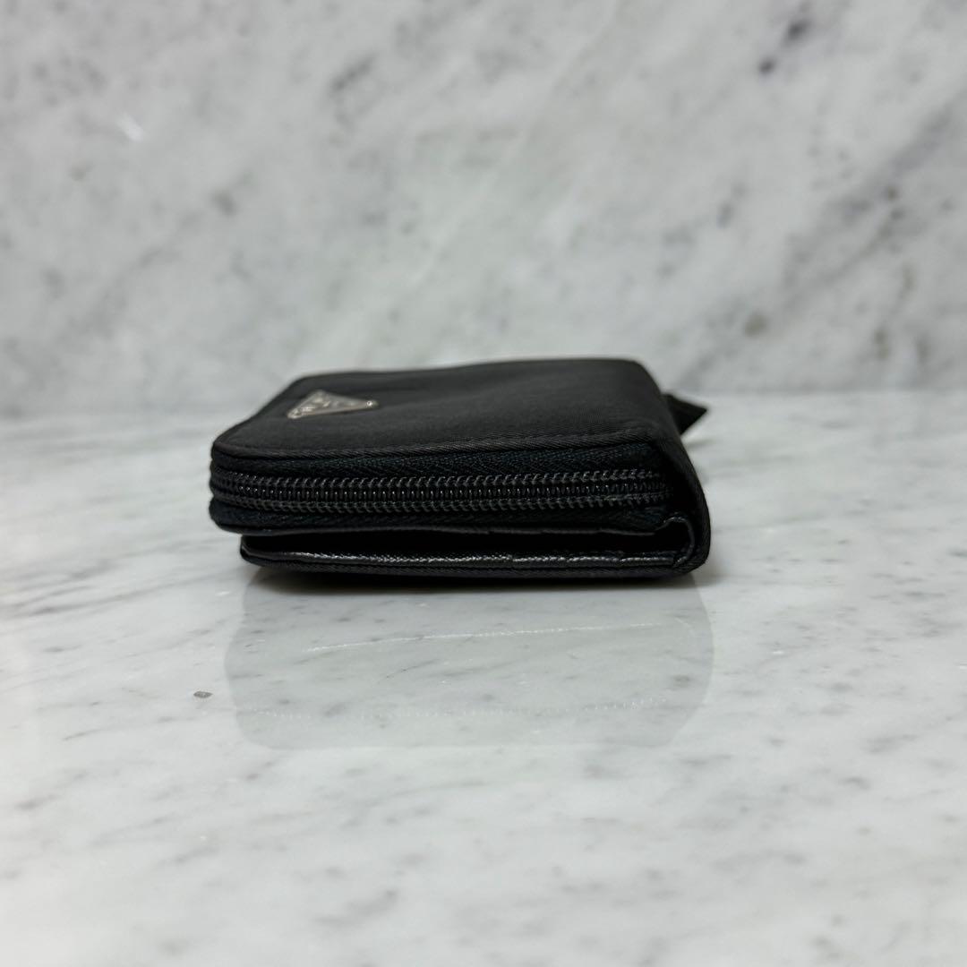 PRADA プラダ 二つ折り財布 ナイロン ブラック 黒 ジップ トライアングル