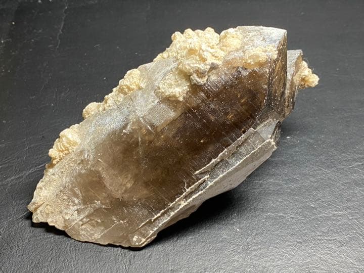 スモーキークォーツ　781g