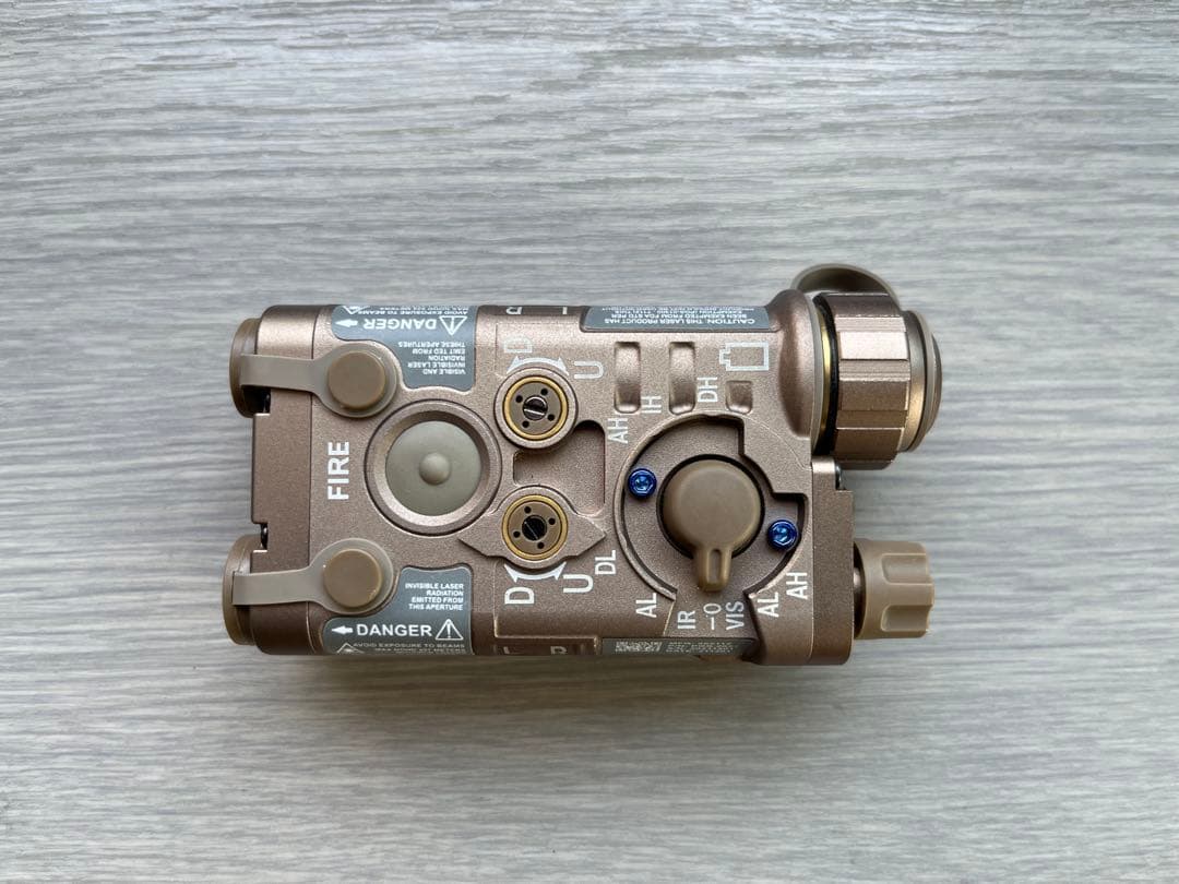 WADSN NGAL レプリカ