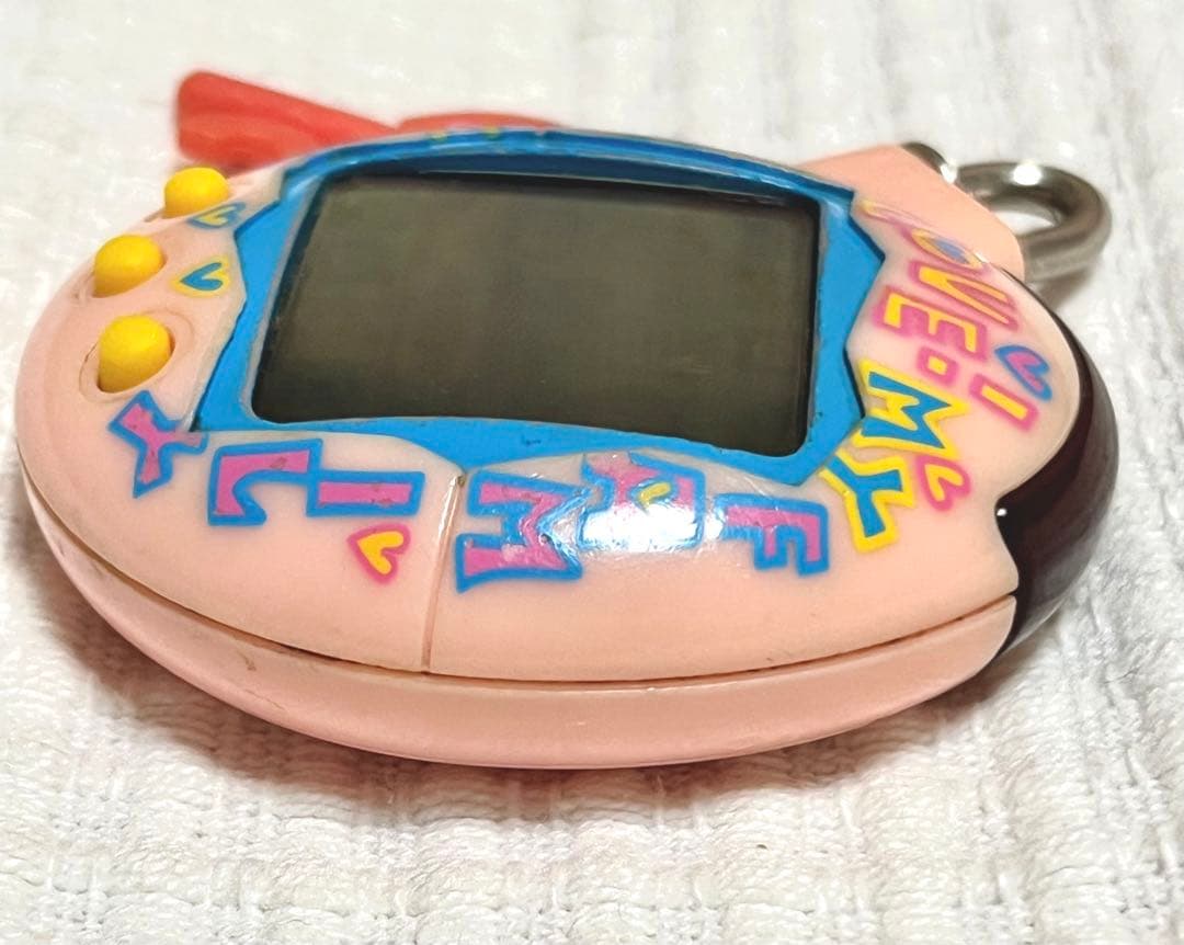 たまごっち いぇー!ふぁみりーイロイロ!(ふぁみたま) ピンク 本体