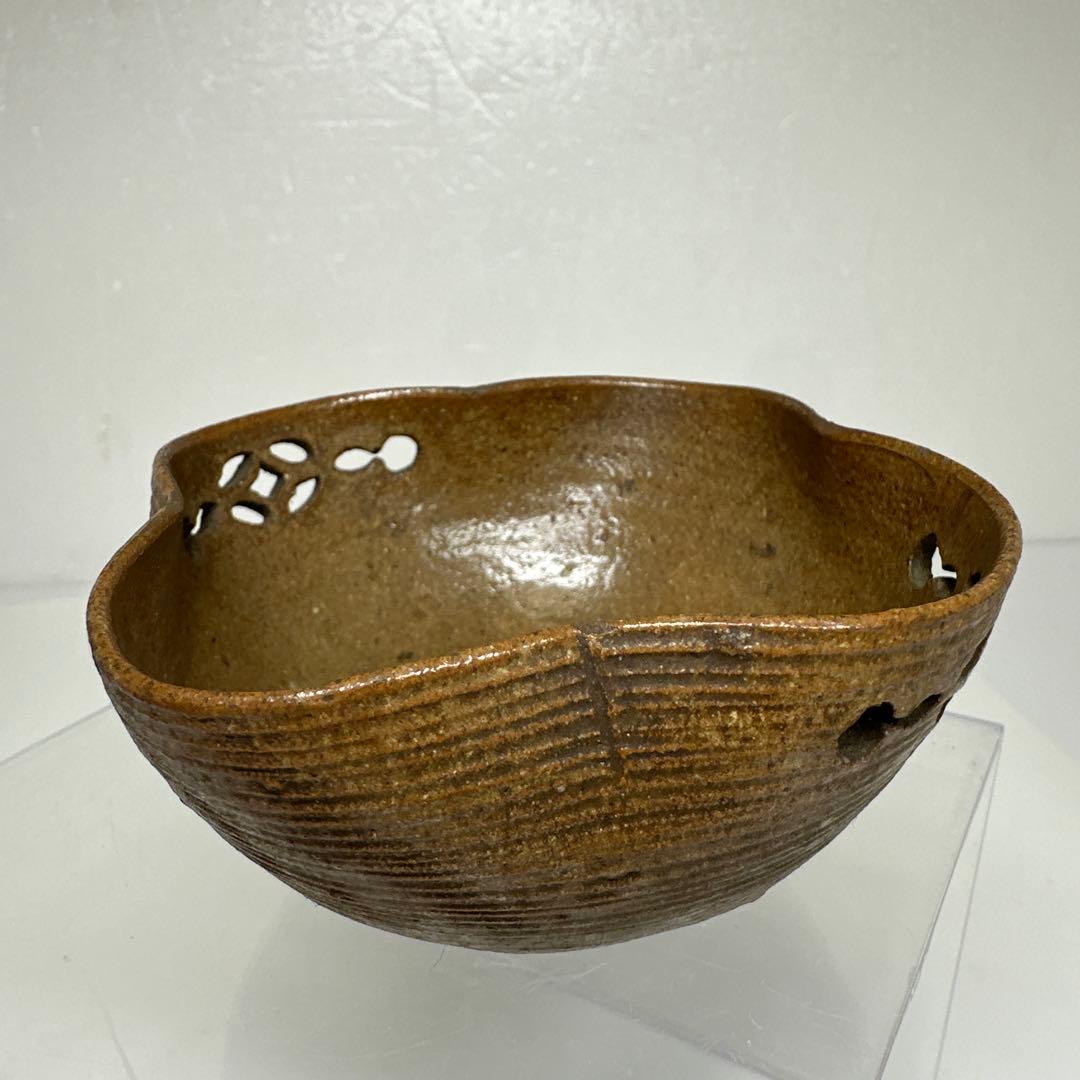 江戸初期　古唐津透盃碗　幅約10㎝　タコチ　東さ7-0411☆2F