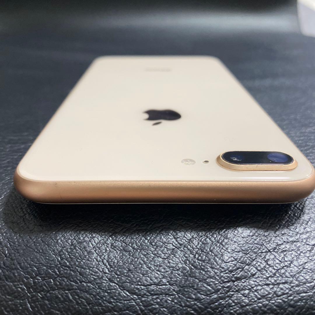 iPhone 8 Plus 64GB（カラー：GOLD）