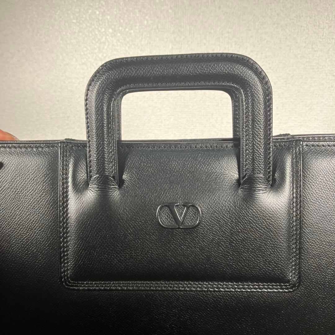 【極美品】VALENTINO GARAVANI ビジネスバッグ ブラック