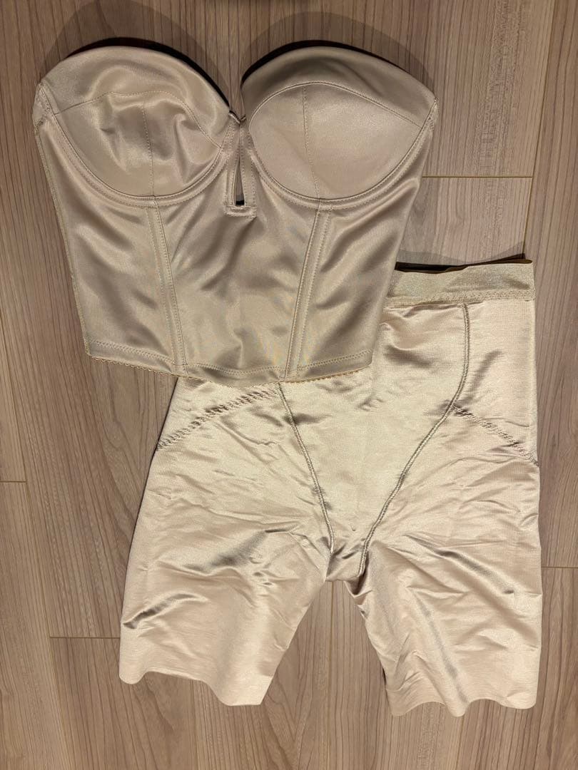 【美品】THE TREAT DRESSING ブライダルインナー＆ガードルセット