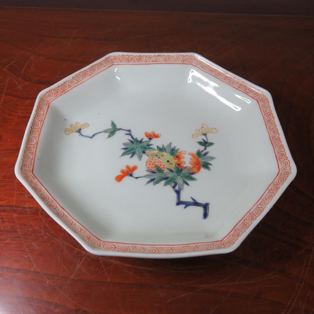 八角鉢 八角皿 九谷 花草 草花 果実 ザクロ その1