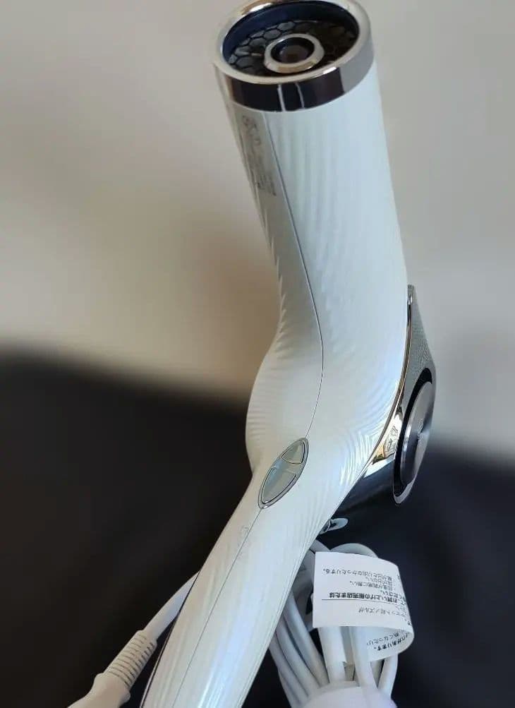 ・期間限定週末最終値下げ 美容師がすすめる リファビューテック ドライヤープロ