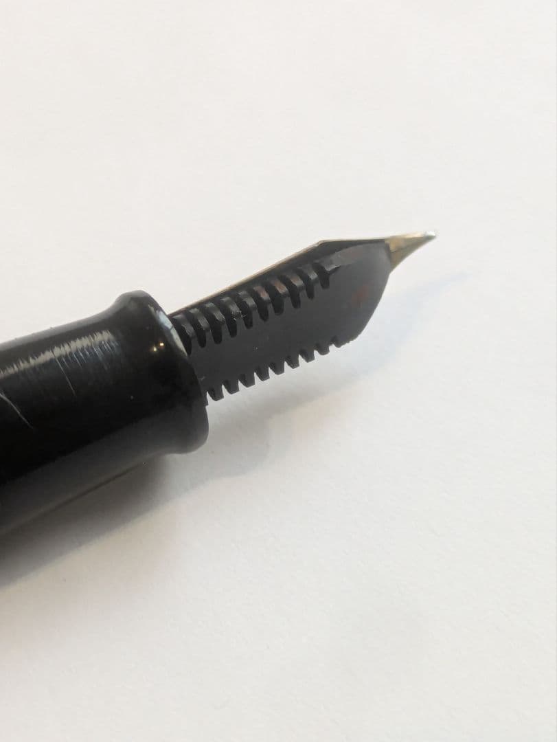 セルロイド？　万年筆