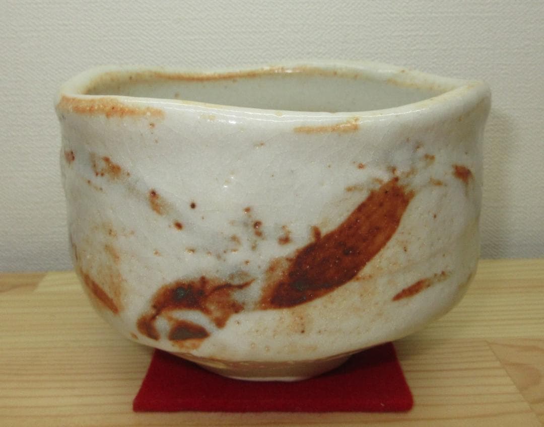 送料込【逢絢亭】茶道具 茶碗 美濃焼 志野 裏千家書付 加藤光右衛門 共箱入り