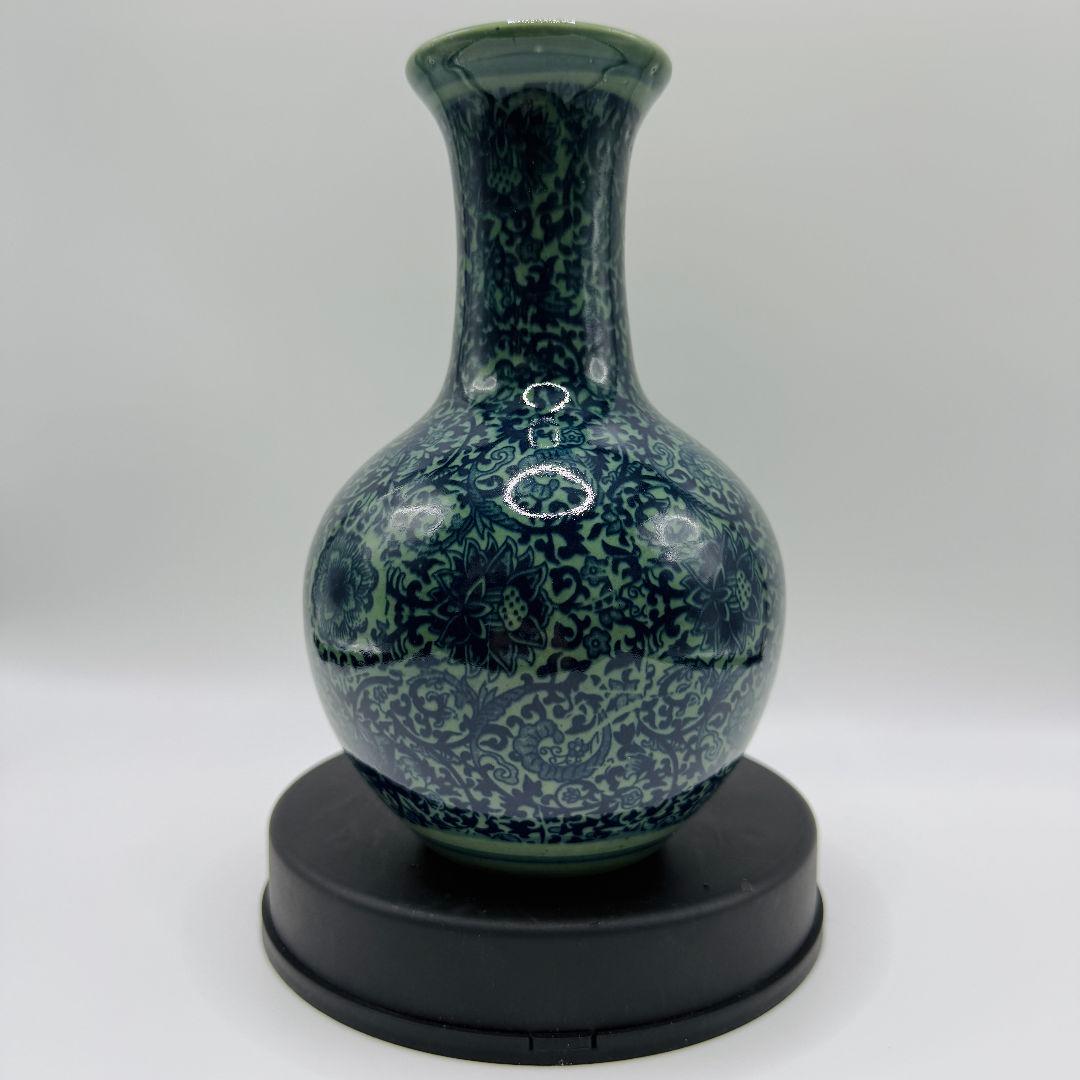 R105 緑釉が枝に絡みつく 花瓶（かびん）陶磁器 アンティーク