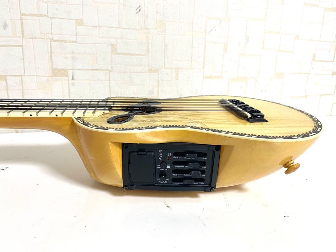 Chaska エレキチャランゴ ボリビア製 希少 レア イコライザー ケース付き