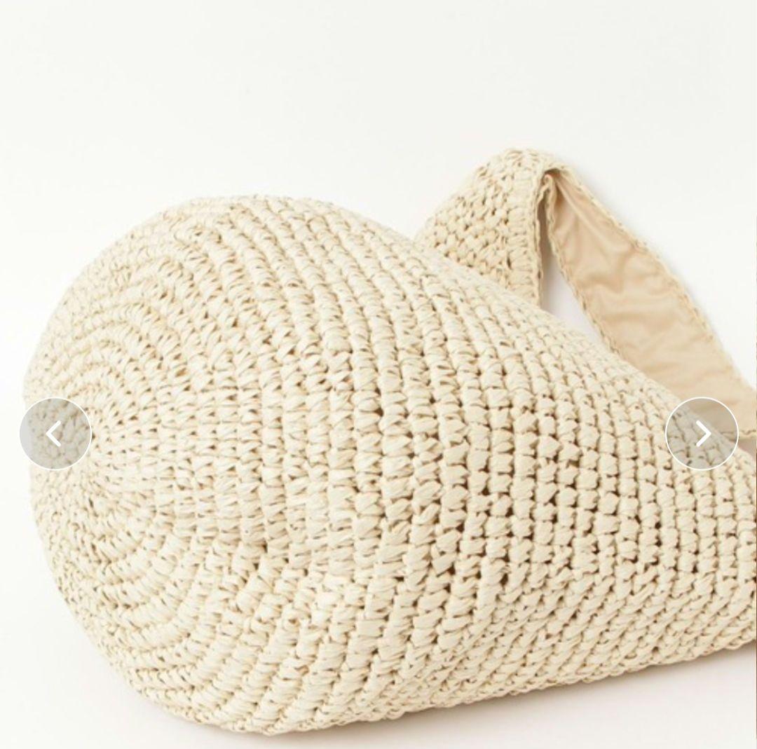 バナナリパブリック ラフィアトートバッグ