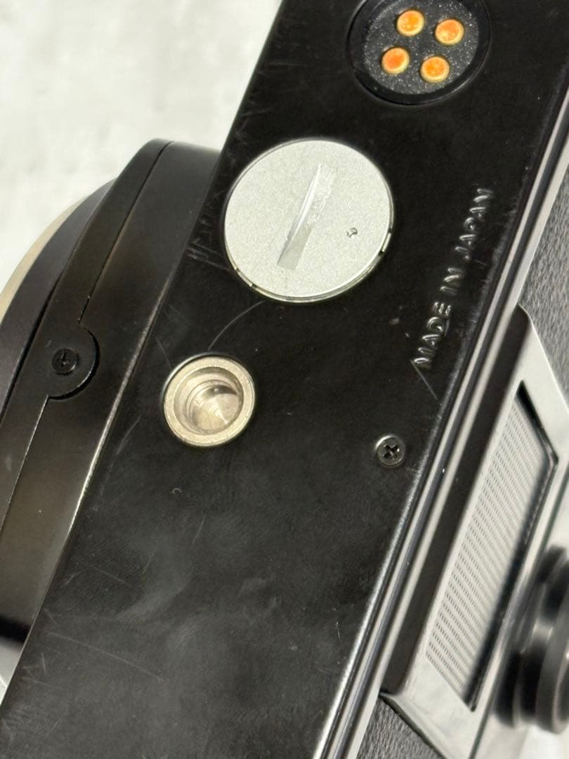 Nikon FE フィルムカメラ　MICRO−NIKKOR レンズ付き　訳あり‼️