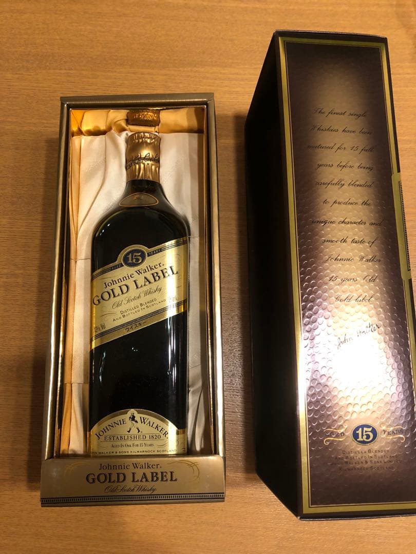 ウイスキー Johnnie Walker Gold Label 15 Years 750ml