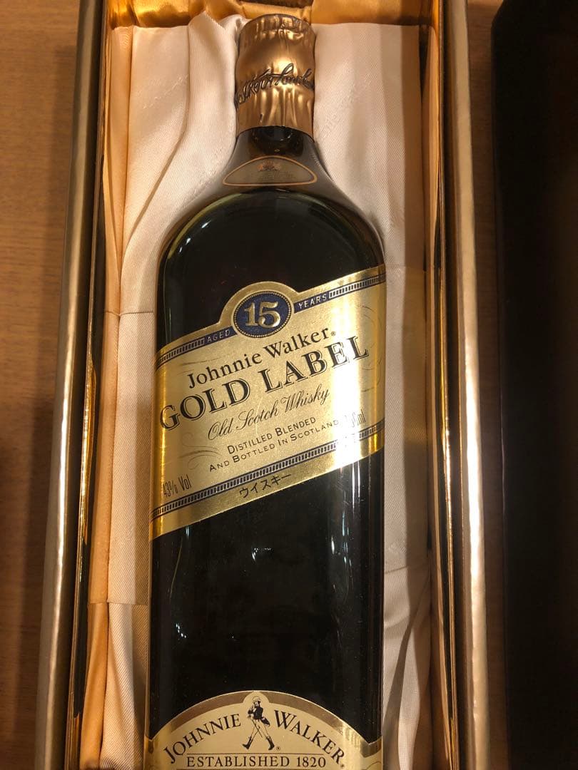 ウイスキー Johnnie Walker Gold Label 15 Years 750ml