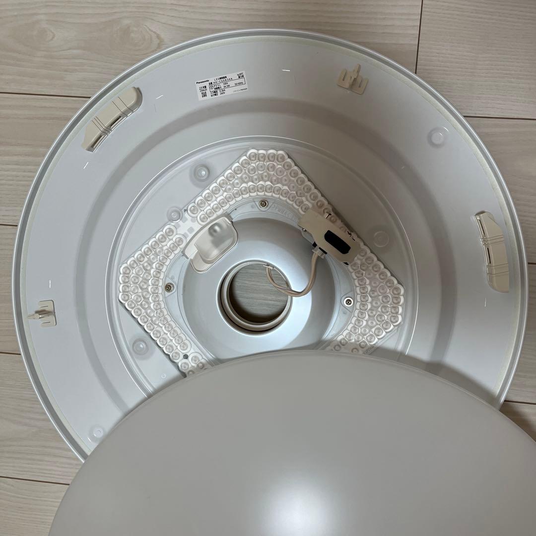 タケ　　Panasonic シーリングライトHH-CG0834A