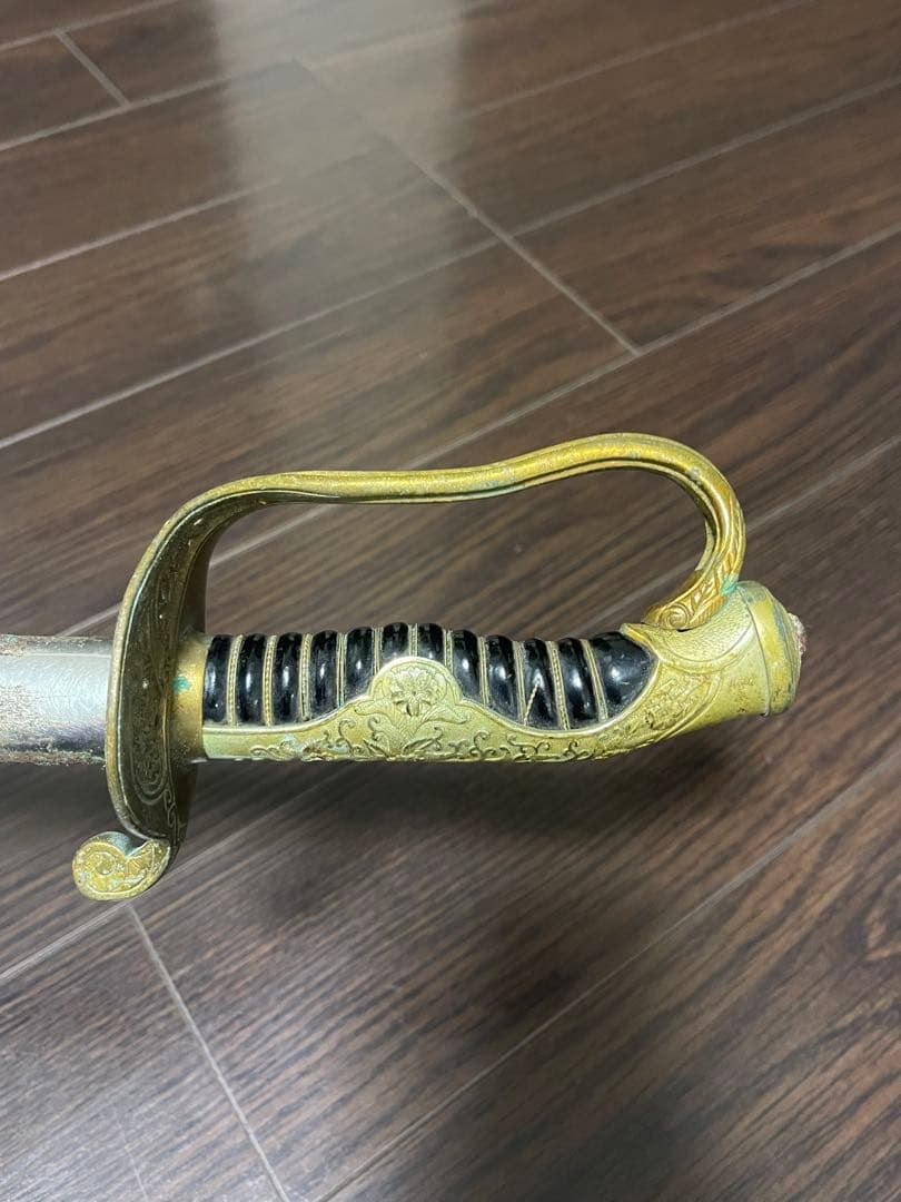 軍刀　指揮刀　サーベル　旧日本軍　桜紋章　模造刀