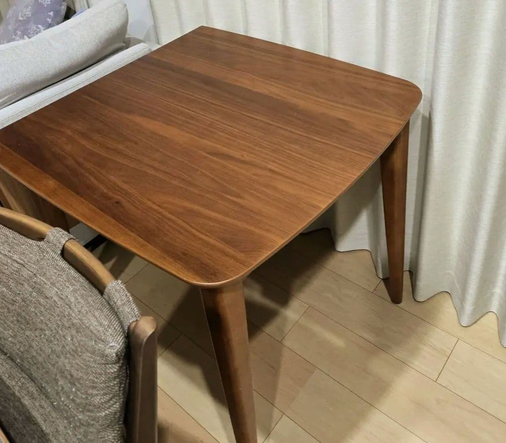 ニトリ　伸縮式ダイニングテーブル　CRD