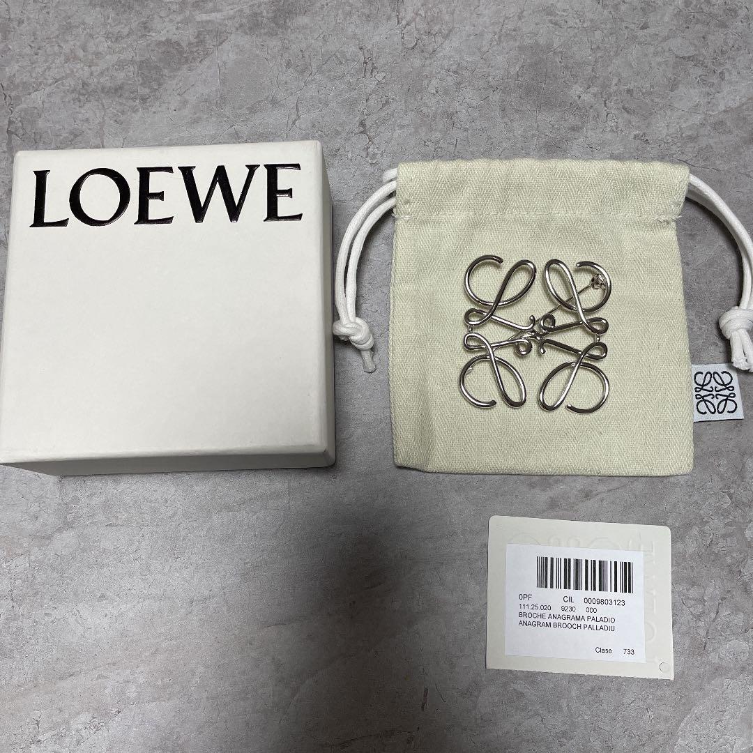 シルバー　ロエベ正規品　ブローチ