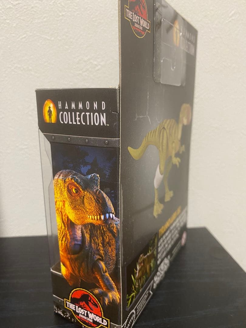 【未開封】ティラノサウルス ベビー　ハモンドコレクション　ジュラシックワールド