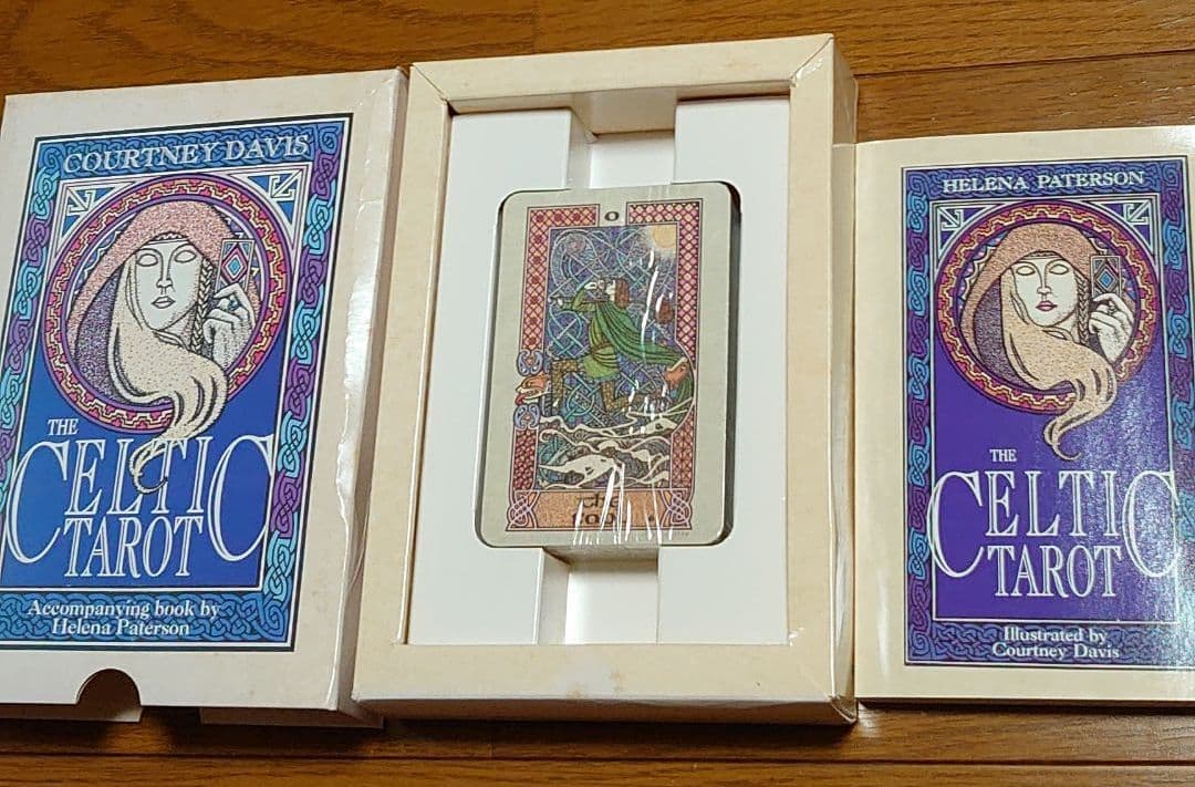 Helena Paterson The Celtic Tarot タロットカード