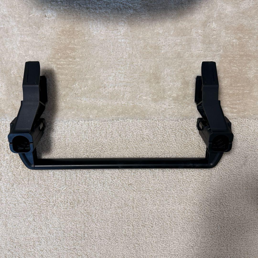 美品❗️MAXI-COSI チャイルドシート エアバギー 設置アダプタ付