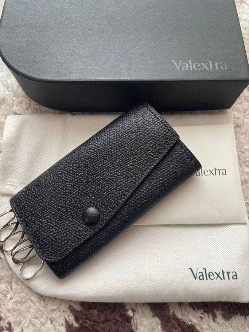 Valextra ブラック レザー キーケース
