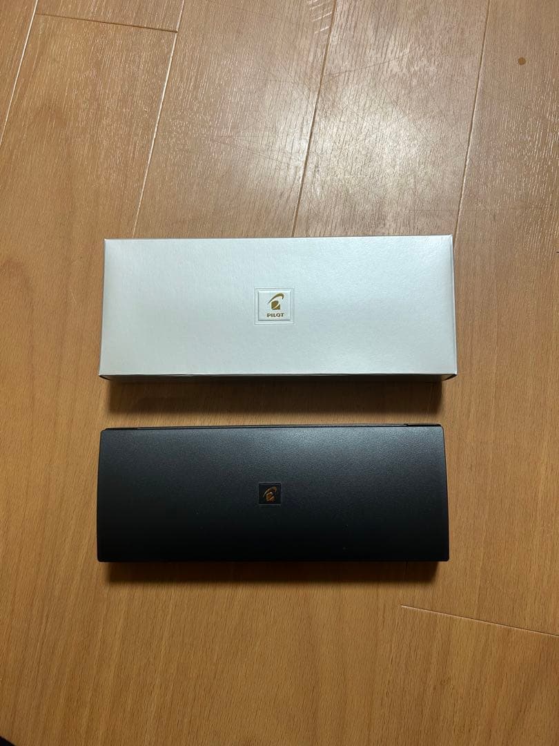 新品未使用パイロット 万年筆 キャップレスLS Lパープル F（細字）