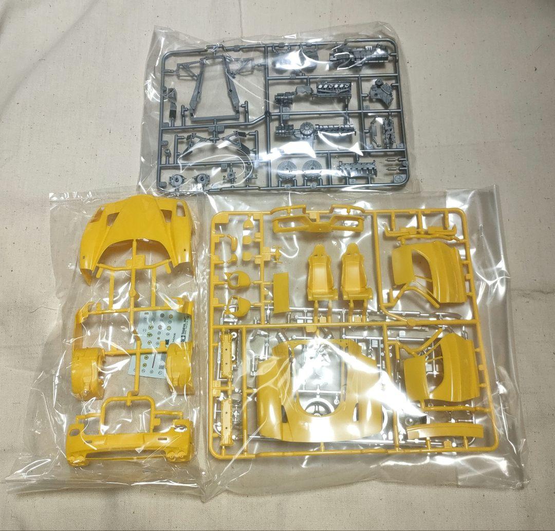 TAMIYA 1/24 エンツォ フェラーリ(イエローバージョン)