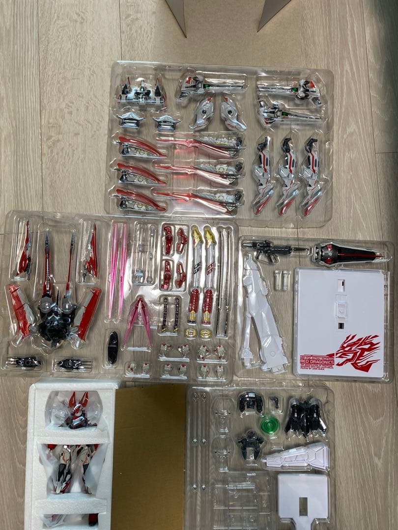 メタルビルド　ガンダムアストレイ　レッドドラゴニクス