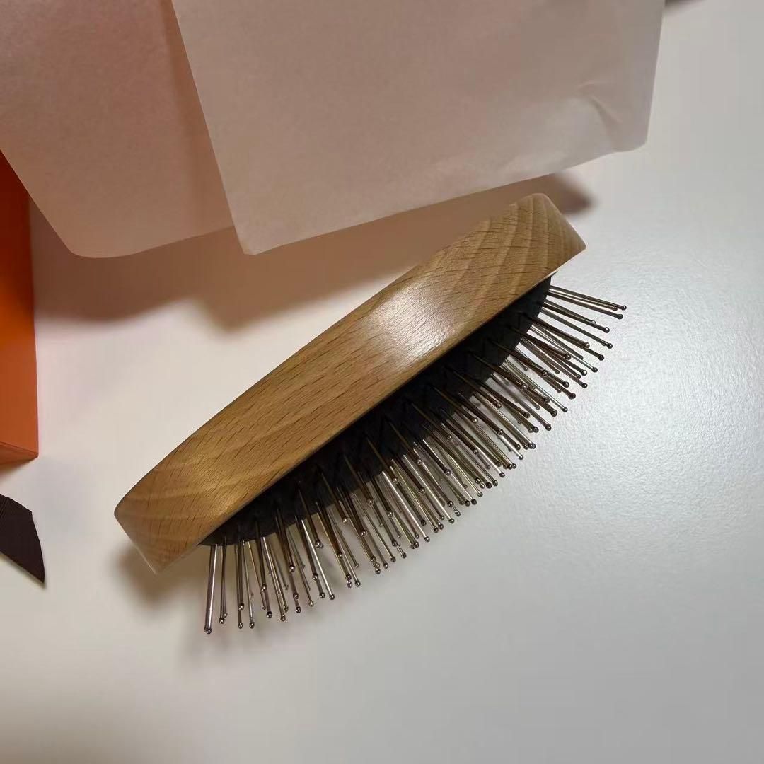 新品未使用　エルメスロゴが可愛い【HERMES】天然素材 ドッグブラシ