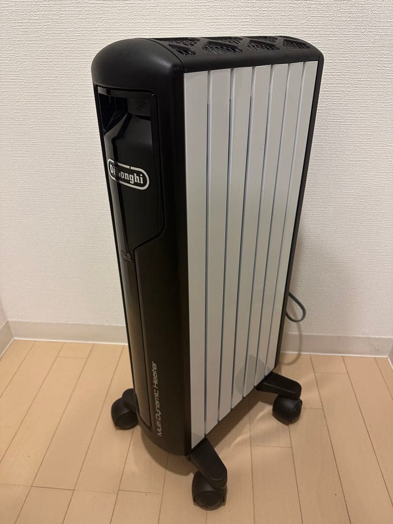 デロンギ マルチダイナミックヒーター ピュアホワイト+マットブラック 6~8畳用